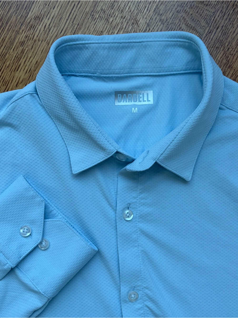 Barbell Apparel Motive Performance Dress Shirt Athletic Mens M Light Blue Pique